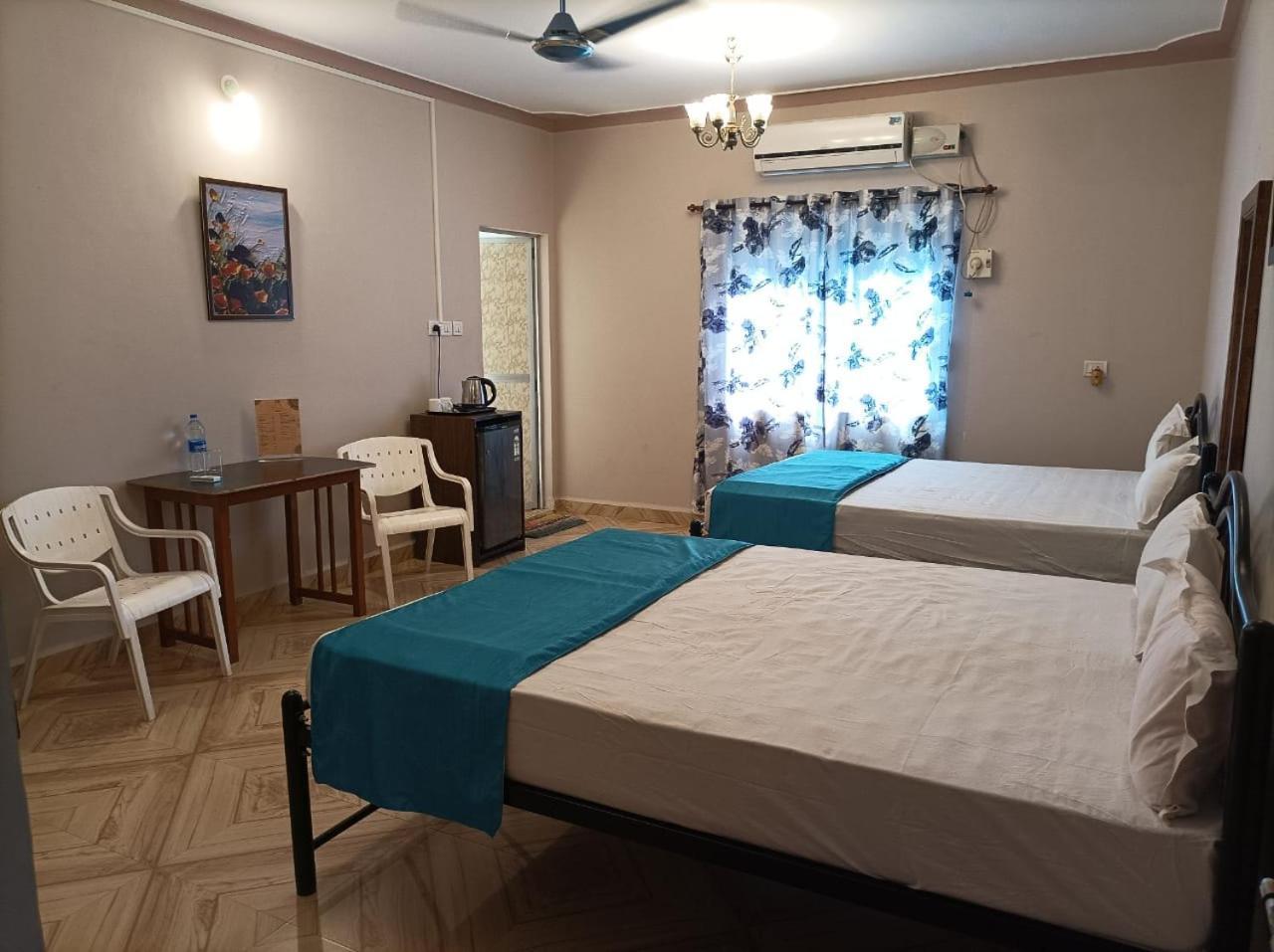 Bens Inn Mandrem Dış mekan fotoğraf